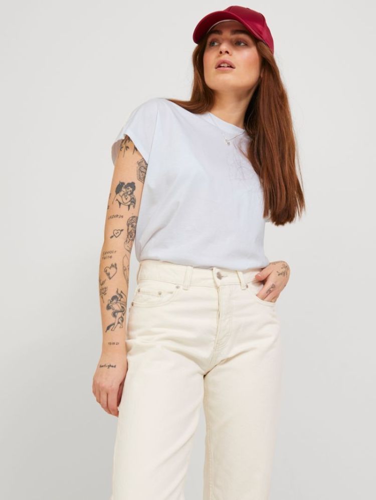 JXASTRID SL BOXY EVERY TEE NOO WHITE