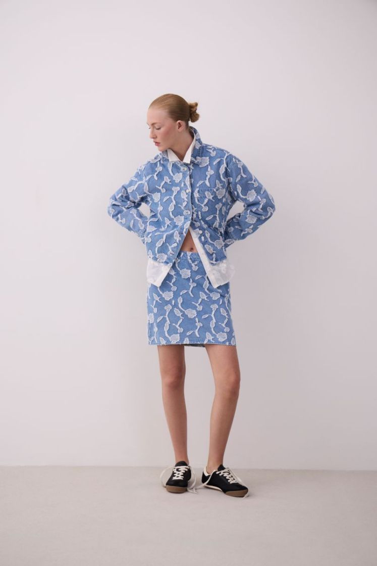 VIIANAIS HW JACQUARD SHORT DEN LIGHT BKUE DENI