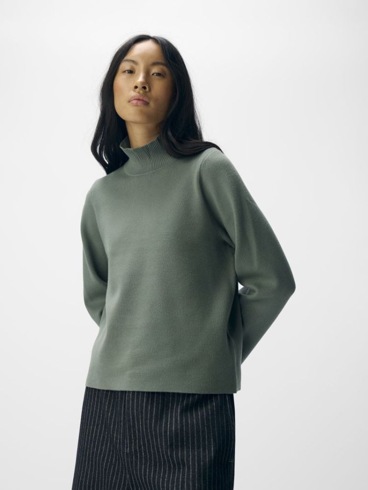 OBJREYNARD SQUARE SLEEVE NOOS LAUREL WREATH