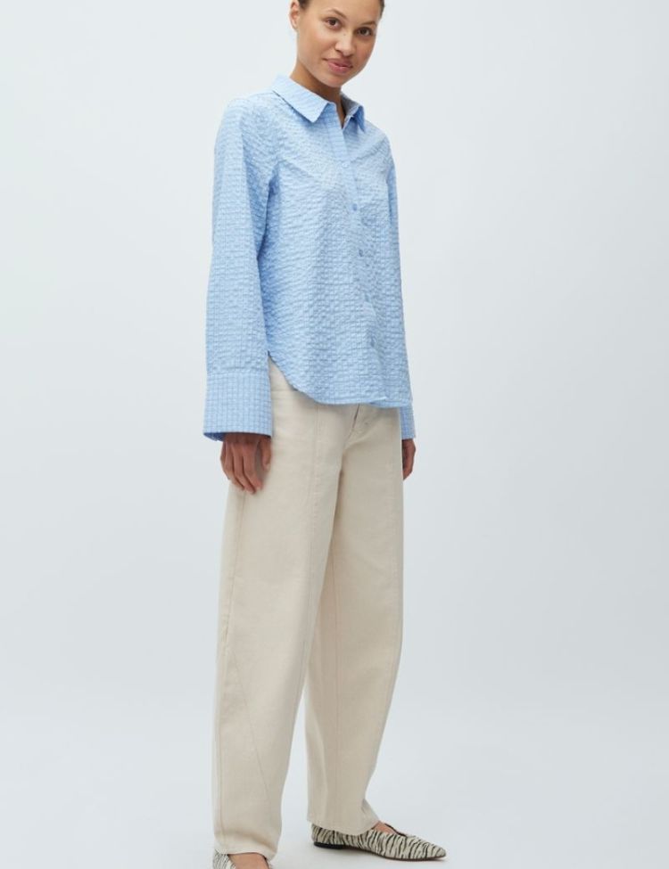63490864 Light Blue Kiwa