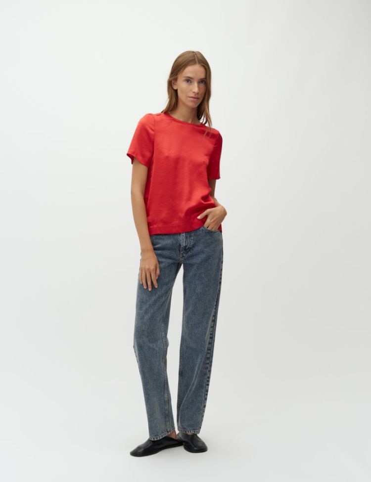 57350998 Rococco Red V09
