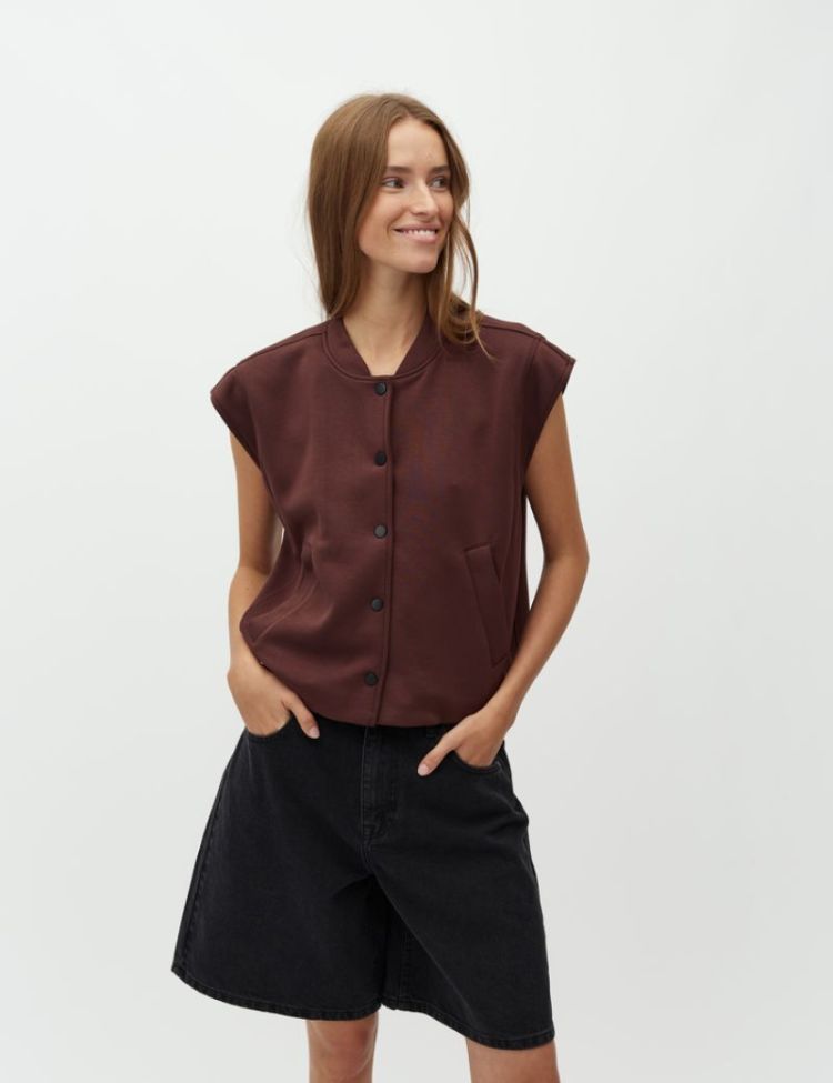 61841096 Warm Brown V37