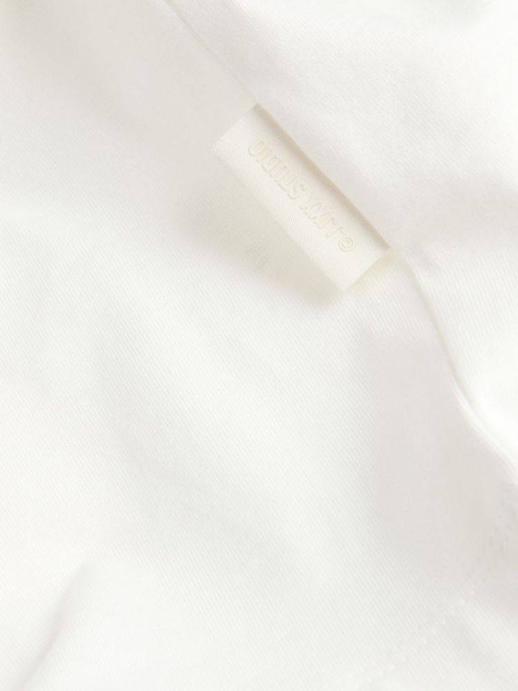 12297884 5026183 White