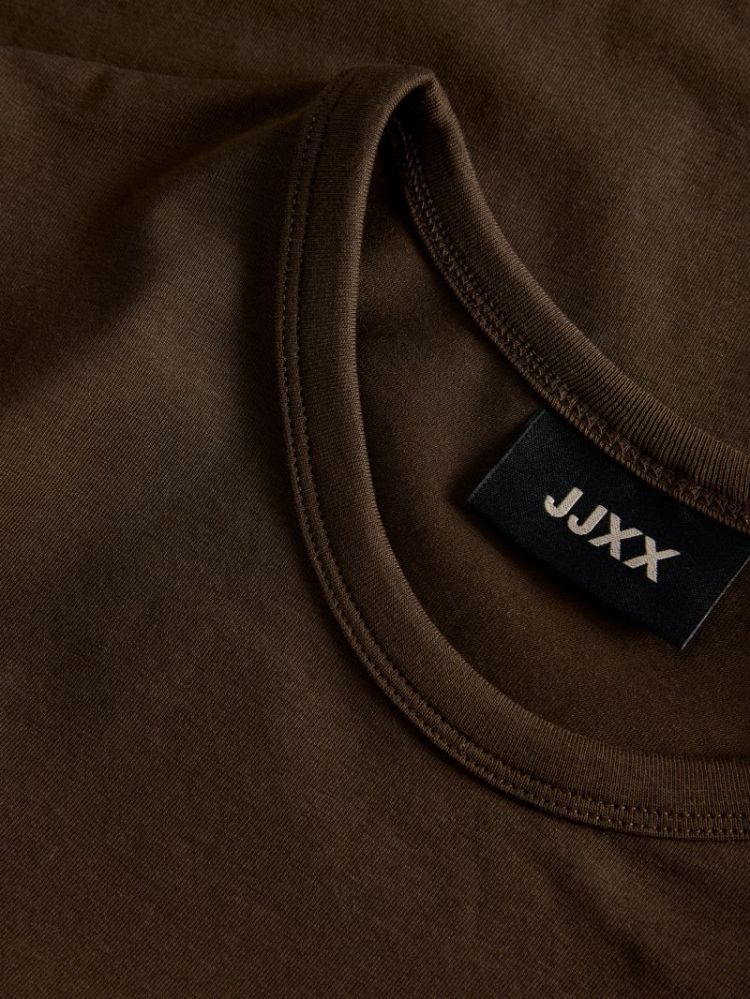 12258414 5032194 Brown