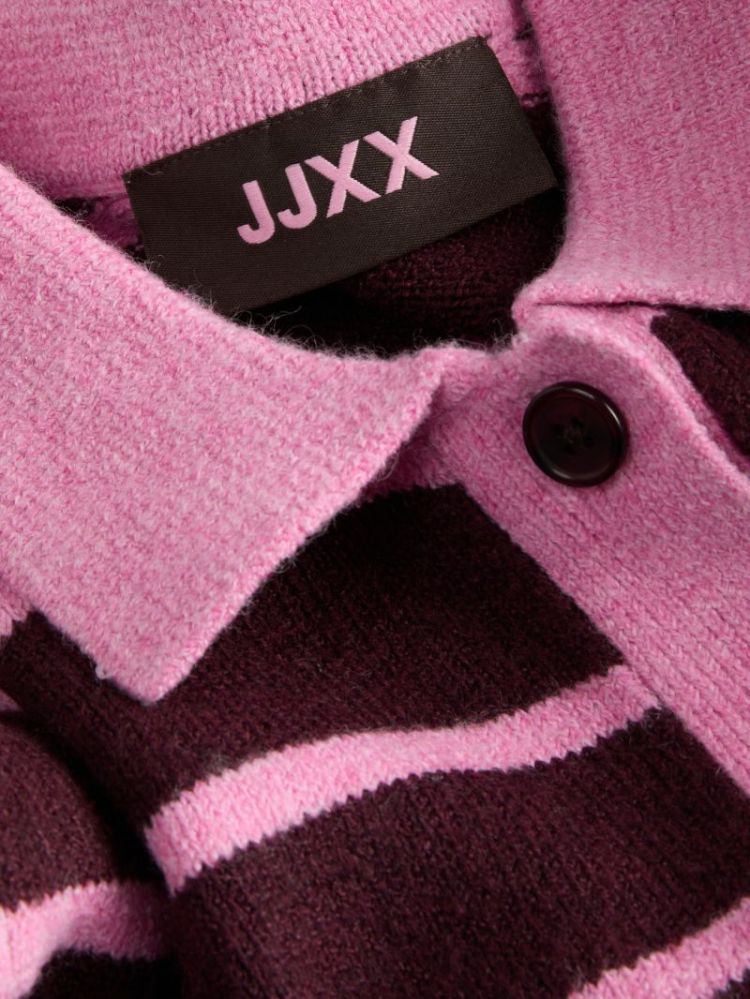 12298904 5058807 Pink