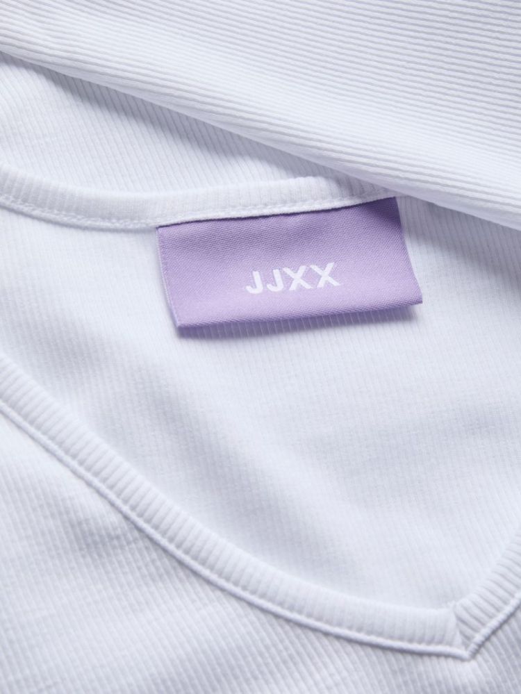 12280146 4795900 White
