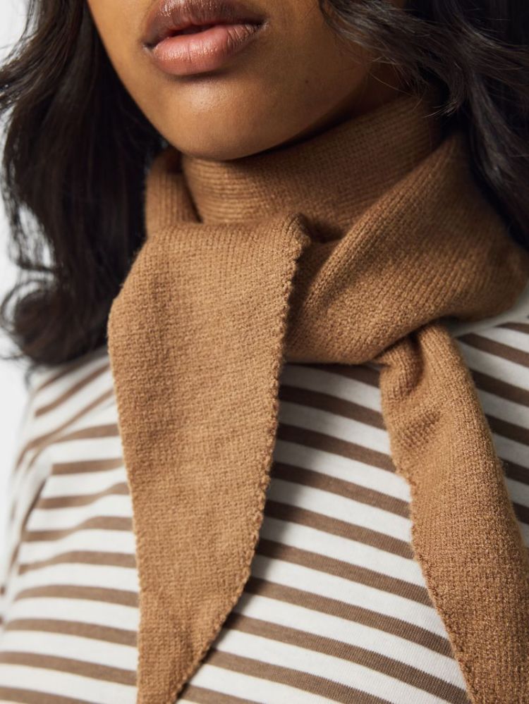 PCKOMMA TRIANGLE SCARF NOOS TOASTED COCONUT