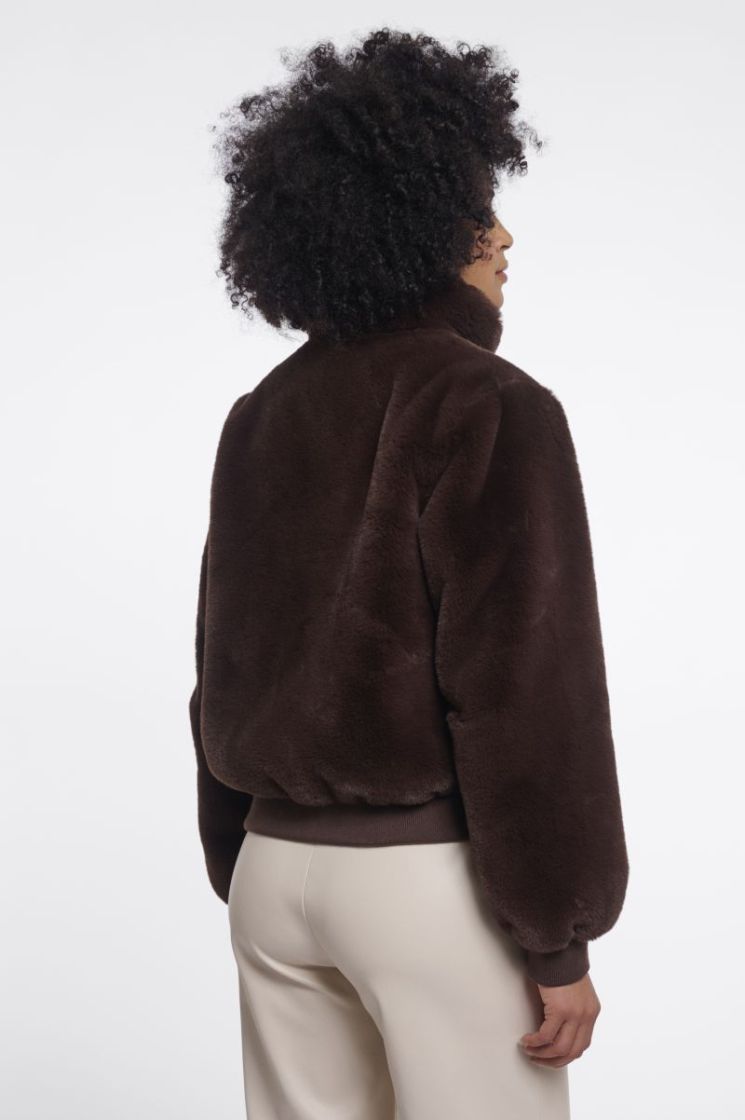 SHORT FAUX FUR COAT COFFEE ROAST