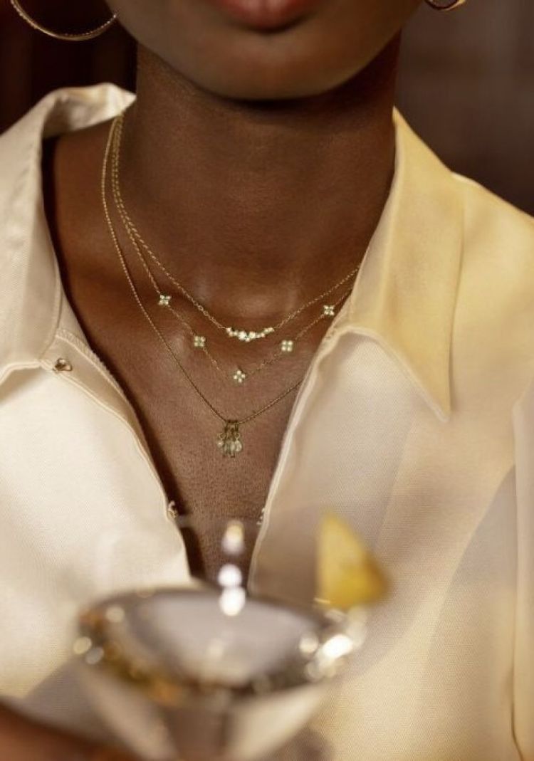 NECKLACES 1200 Gold
