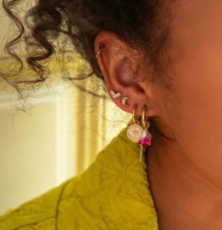 EARRINGS 1200 Gold
